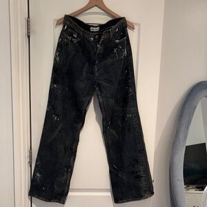 Zara Distressed Denim Jeans with Subtle Fading